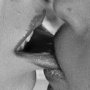 Kiss lesbien